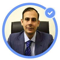 دکتر وحید دهقان بهترین جراح دندانپزشک تهران